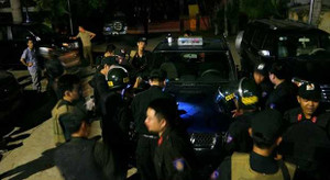 Trinh sát truy tìm nghi can giết người không để lại dấu vết trong đêm