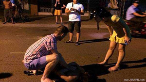 'Ngáo đá' cầm dao chém loạn xạ người đi đường