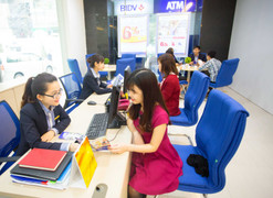 Tiên phong phá 'điểm nghẽn' hành chính: Ngân hàng nhà nước khơi thông dòng chảy kinh tế