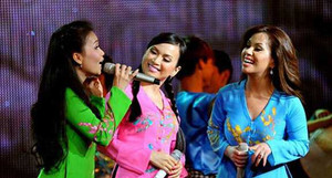 Choáng với khối tài sản tỷ đô của 3 chị em Cẩm Ly