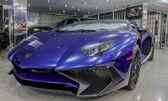 Cận cảnh siêu phẩm Lamborghini Aventador SV màu xanh 'cực độc' tại Việt Nam