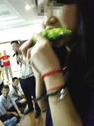 Hình phạt quái gở của công ty với nhân viên gây 'bão mạng'