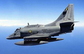 Tiêm kích Brazil lao xuống biển khi diễn tập bảo vệ Olympic