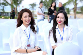 Người đẹp có chiều cao 'khủng nhất Vịnh Bắc Bộ' tại Hoa hậu Bản sắc Việt