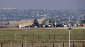 7.000 cảnh sát Thổ Nhĩ Kỳ bao vây căn cứ không quân NATO