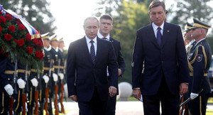 Putin dự lễ khánh thành tượng đài người lính Xô Viết ở Slovenia