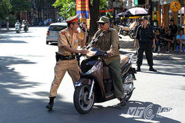 Đã đến lúc CSGT lấy lại uy lực thực thi pháp luật