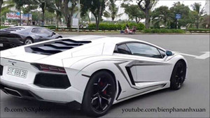 Cường Đô La cùng dàn Lamborghini đại náo Sài Gòn