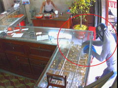 Cuộc đời lang bạt của sát thủ cướp tiệm vàng bằng mìn giữa Hà Nội