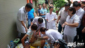 Tường thuật trực tiếp cứu hộ vụ sập nhà 4 tầng ở Hà Nội