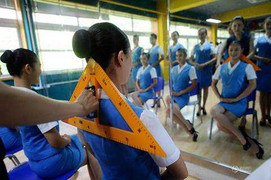 'Đột nhập' lớp đào tạo tiếp viên hàng không của Trung Quốc