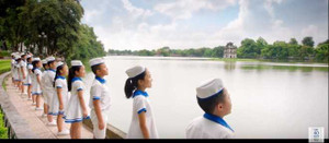 Clip xúc động “Vươn Cao Việt Nam” hút hàng triệu lượt người xem