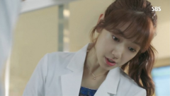 Bị chê trách về chi tiết phi lý, nhà sản xuất 'Doctors' lên tiếng