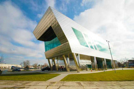 Khám phá 7 ngôi trường có thiết kế độc đáo nhất nước Mỹ