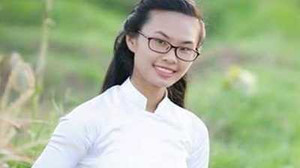 Nữ sinh xinh xắn từ chối nhiều trường đại học, thi lại Học viện Cảnh sát