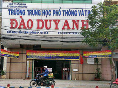 TP HCM: Cảnh sát nổ súng giải tán nữ sinh lớp 10 đánh nhau