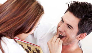 Điểm mặt những loại thực phẩm khiến quý ông 'càng ăn càng yếu'