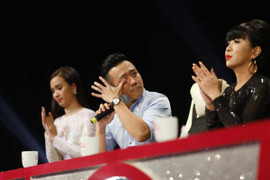 Thí sinh Hoa hậu Việt Nam có 'vòng eo 56' khiến Trấn Thành bật khóc