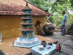 Quái dị chuyện lấy quan tài bà Thánh làm thuốc chữa bệnh ở Biên Hòa