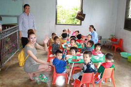 Á hậu 2 Quỳnh Giao: Từ thiện để thêm hiểu và thêm yêu quê hương mình