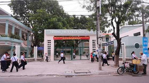 Bị cô giáo sỉ nhục, nữ sinh lớp 8 xin chuyển trường