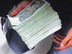 Trúng 88 tỷ đồng, gia đình rạn nứt vì xâu xé tiền thưởng