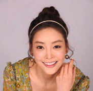 Bị ép qua đêm với 31 người, diễn viên xinh đẹp tự vẫn