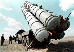 Mãn nhãn xem S-300, MiG-31 của Nga phô diễn sức mạnh