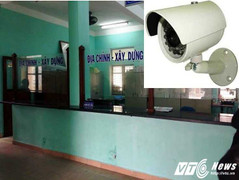 Huyện lắp đặt camera theo dõi cán bộ xã làm việc