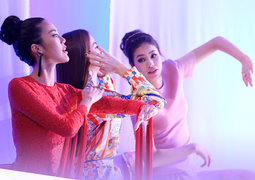 Trực tiếp bán kết The Face: Hà Hồ chiến thắng, loại Lê Hà cứu Khánh Ngân?