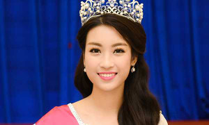 Hoa hậu Đỗ Mỹ Linh từng thần tượng ca sĩ Đinh Hương