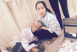 Truy tìm tài xế tông gãy chân cụ ông rồi bỏ trốn