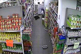 Một người tên Vladimir Putin bị bắt vì gây rối trong siêu thị Mỹ