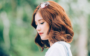 Bị cho rằng cố tình lộ ngực để nổi tiếng, Hoàng Yến Chibi bức xúc phản pháo