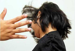 Khánh Hòa: Kỷ luật cô giáo nhiều lần đánh nữ sinh