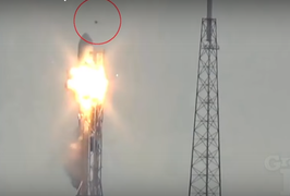Người ngoài hành tinh 'bắn hạ' tên lửa Space X của Mỹ?