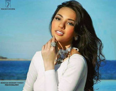 Siêu mẫu Khả Trang được mời làm giám khảo Hoa hậu Thế Giới Ai Cập 2016