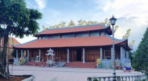 Choáng với nhà thờ Tổ 100 tỷ hoành tráng đã xây xong của Hoài Linh