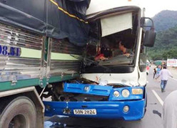 Tài xế xe tải cứu xe khách chở 30 người đang lao đèo thoát tai nạn thảm khốc nói gì?