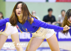 Các hoạt náo viên nóng bỏng của Hanoi Buffaloes