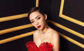 Tóc Tiên hóa thành nữ hoàng sắc đẹp lôi cuốn