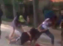 Làm rõ clip nữ sinh bị đánh hội đồng, lột áo giữa đường ở Thanh Hóa