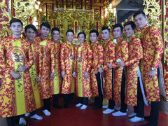 Hoài Linh khánh thành nhà thờ tổ nghiệp