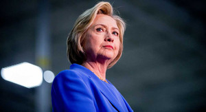 Những 'cơn ác mộng' có thể chấm dứt sự nghiệp của bà Clinton