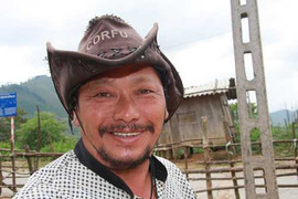 'Binh pháp' sống chung với 7 bà vợ của người đàn ông đa tình nhất Tây Bắc