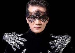 Đàm Vĩnh Hưng chi 12 tỷ làm siêu show 'Kim cương'