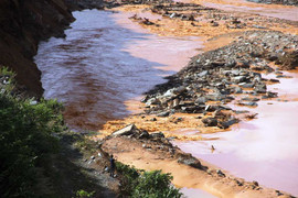 Hiện trường tìm kiếm 23 người mất tích ở khu vực thủy điện Sông Bung 2