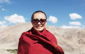 Phương Thanh gây bất ngờ với hình ảnh cạo trọc đầu