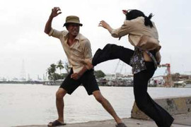 Lời qua tiếng lại, gã 'xe ôm' cầm gạch đánh chết đồng nghiệp