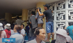 Clip: Trộm cắp, hiếu kỳ, phản cảm khó chấp nhận trong đám tang Minh Thuận